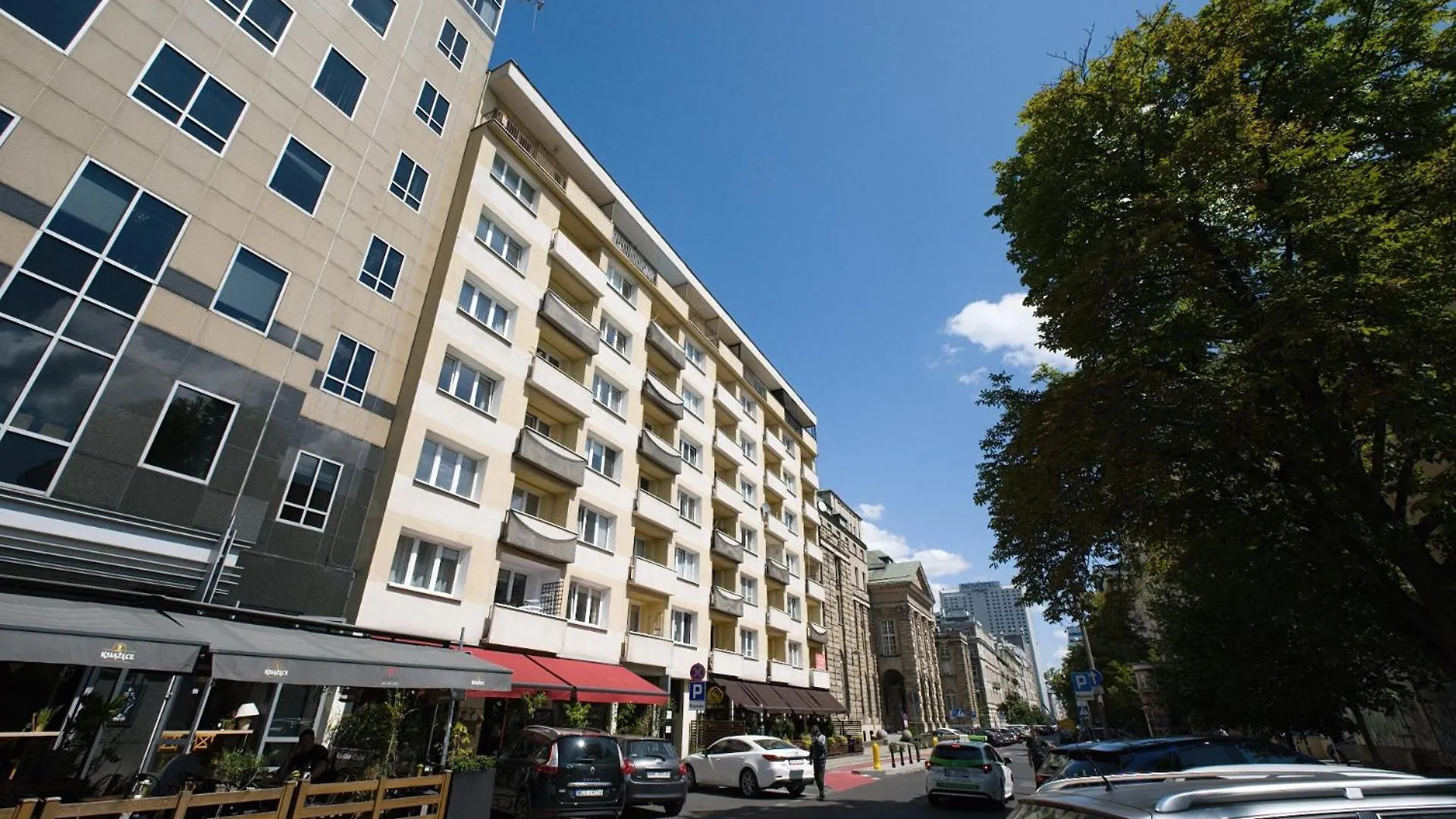 Noctis City Center Warsaw Apartment